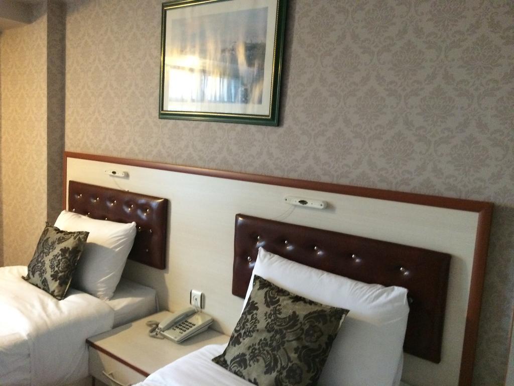 Tayhan Hotel Istanbul Exterior photo